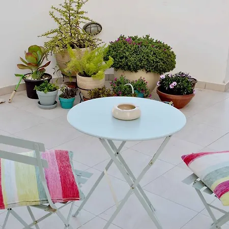 Apartament Aristotle's Larnaca